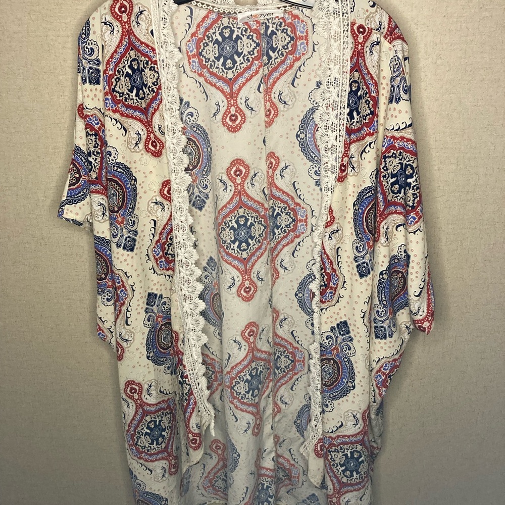 Red and Blue Paisley Print kimono/cover-up with Relaxed Style with lace trim